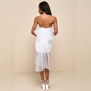 Lulu's White Strapless Mini Dress Size Small Pearl Tie Back / Bow